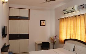 Fiesta House Pallikaranai